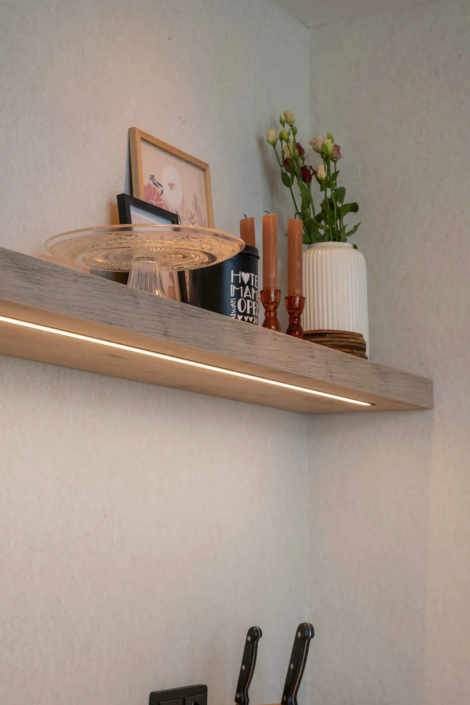 Moderne japandi keuken in Katwijk | Van Der Voet Keukens